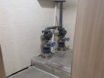 病房衰变池PE 防辐射铅门铅板 工程施工图4