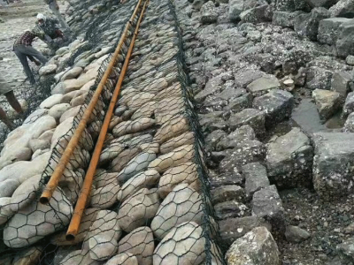 低碳钢丝格宾石笼网 雷诺护垫河道护坡铁丝网图2