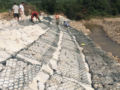 固滨笼护坡铅丝 低碳钢丝格宾网 河道防洪边坡图4